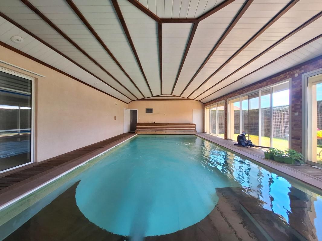 Maison 12 pièces (474 m²) à vendre - Golbey (88190)