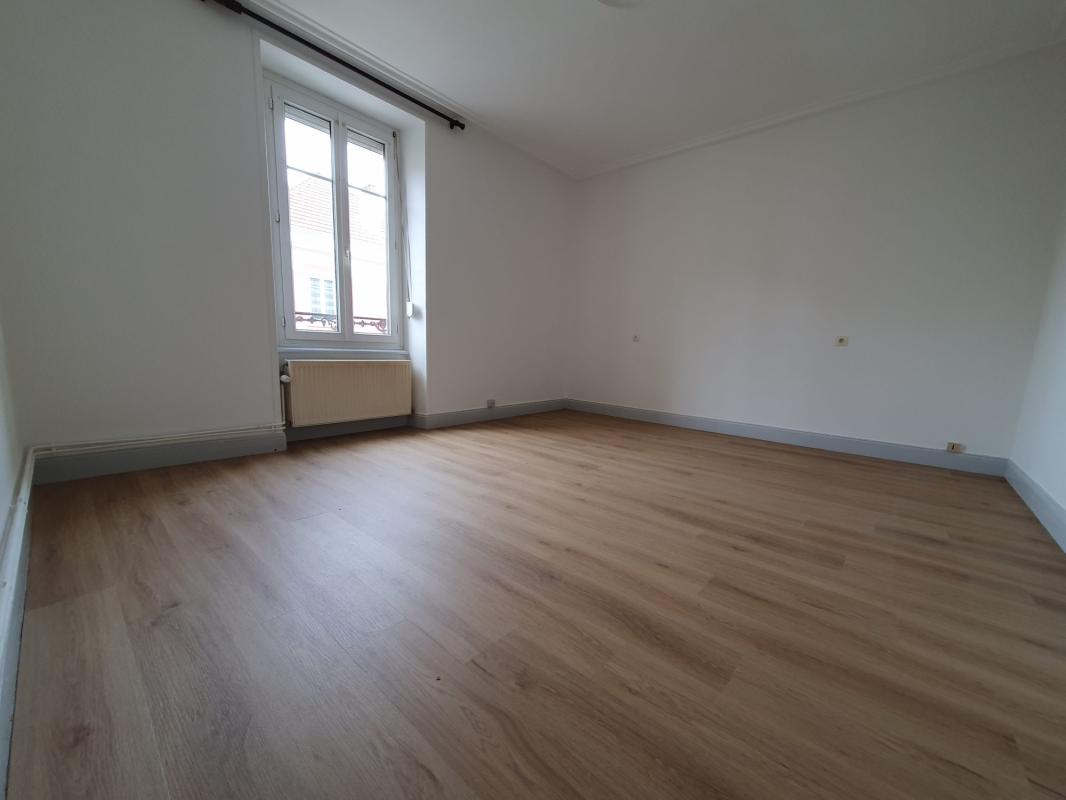 Appartement 2 pièces (53.74 m²) à louer - ÉPinal (88000)
