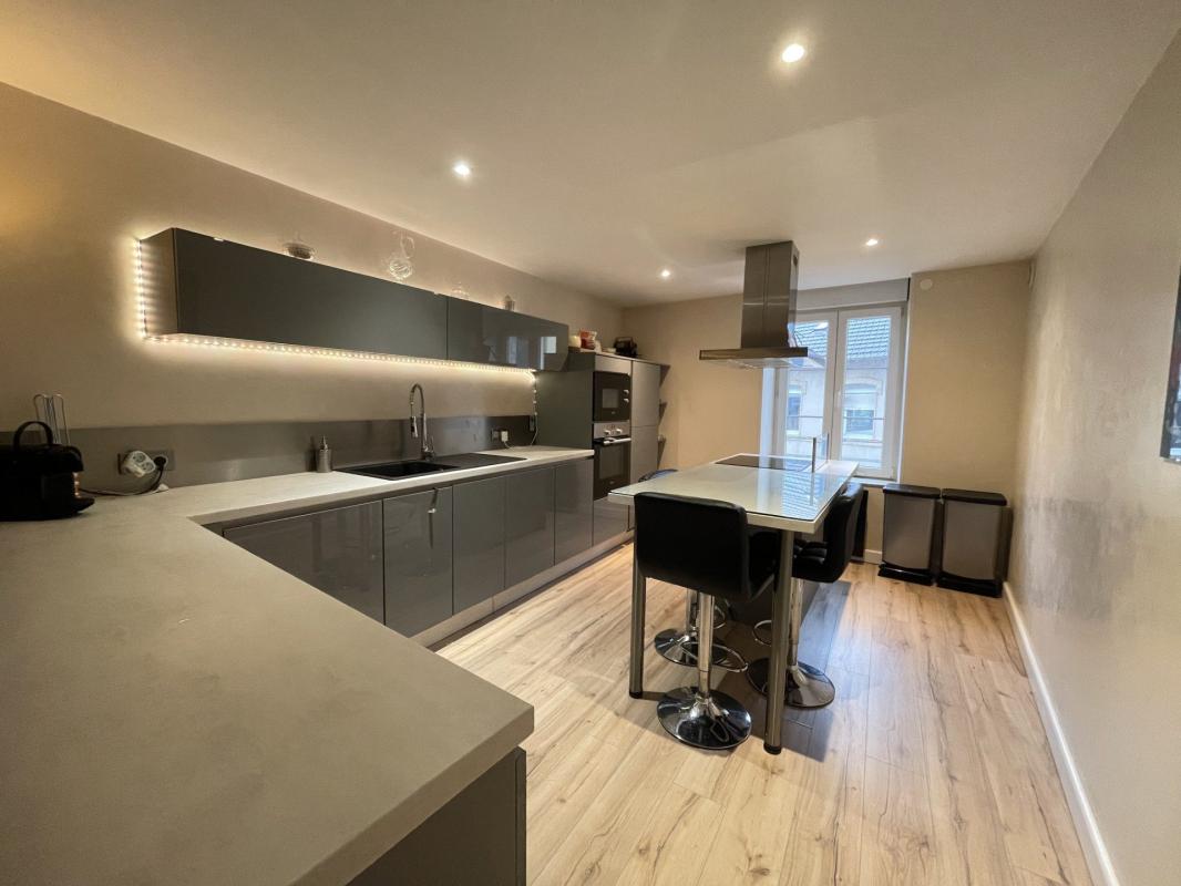 Appartement 4 pièces (110.94 m²) à louer - ÉPinal (88000)
