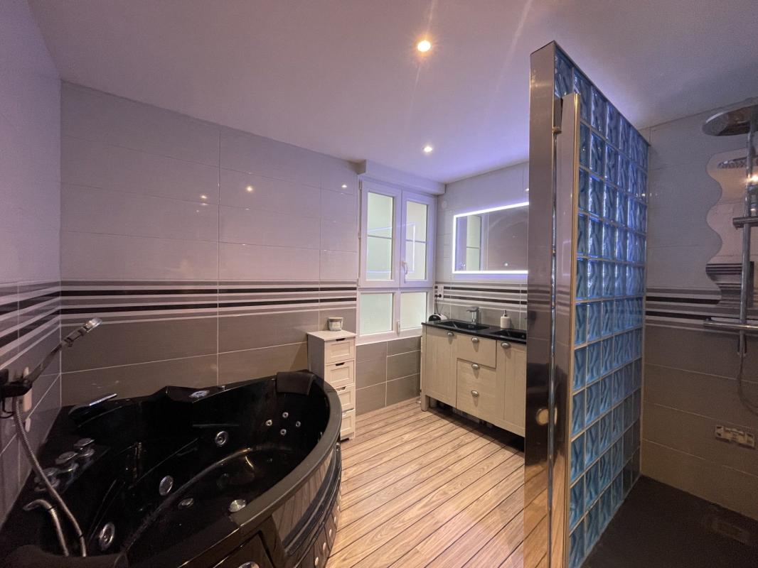 Appartement 4 pièces (110.94 m²) à louer - ÉPinal (88000)