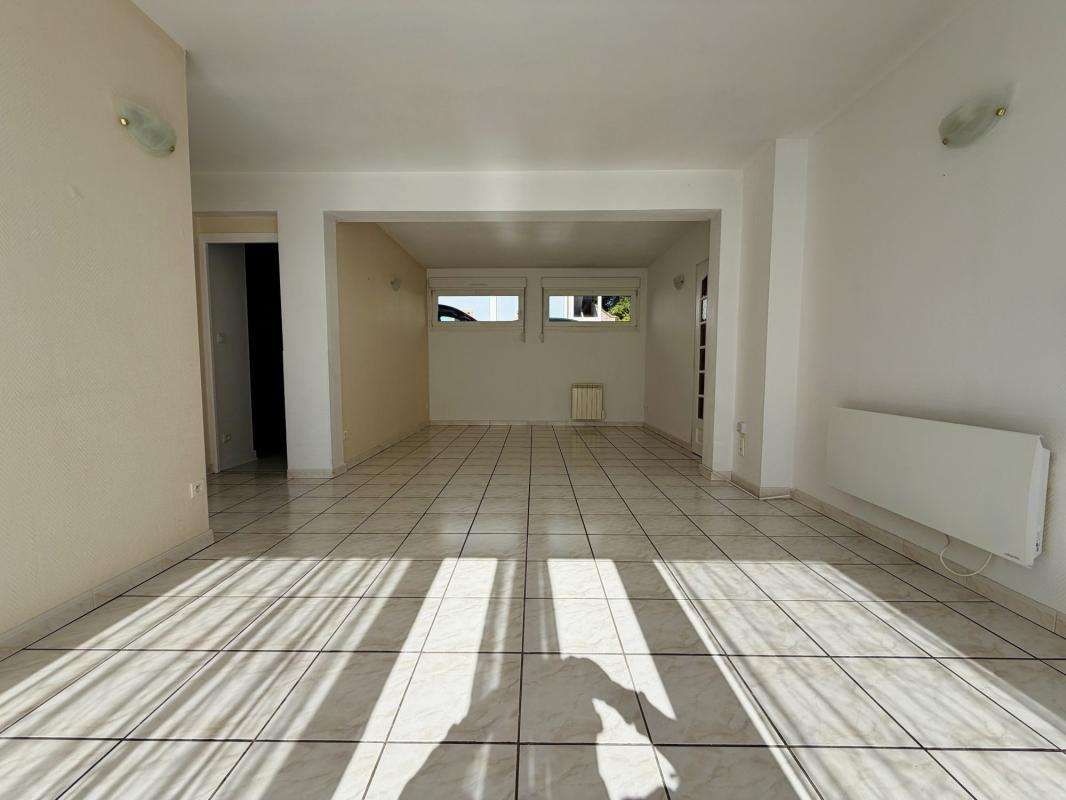 Appartement 3 pièces (74.48 m²) à louer - ÉPinal (88000)