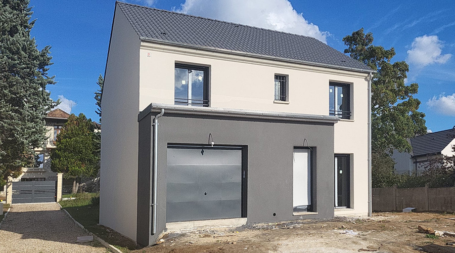 MAISON INDIVIDUELLE 102,80 m² à SAINT GERMAIN LES ARPAJON