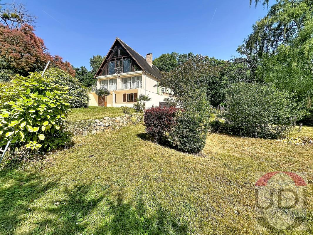 Exclusivité UDI - Janville Sur Juine - Maison à vendre de 251m² sur sous-sol total - Terrain de 2364m²