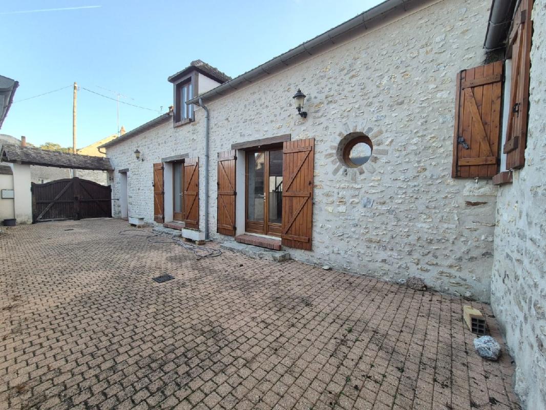 Maison 130m² — Milly-la-Forêt