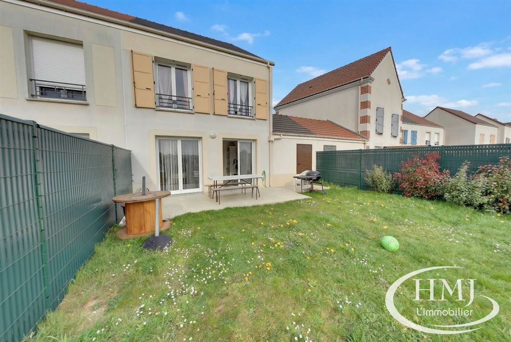 Maison 95m² — Lisses