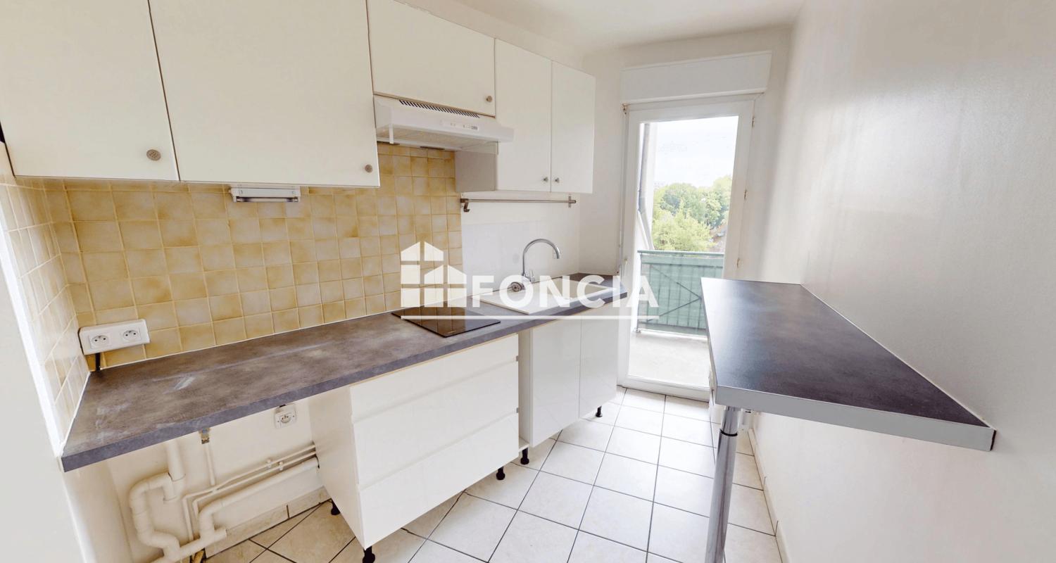 GRAND STUDIO PROCHE GARE JUVISY SUR ORGE