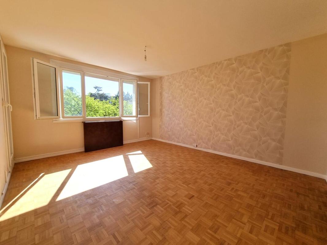 Appartement à vendre, 3 pièces, 69 m², Decines Charpieu