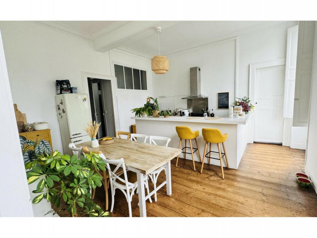 Appartement à vendre, 4 pièces, 147 m², Pau