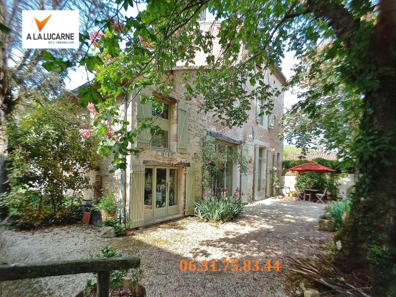 Maison à vendre, 9 pièces, 255 m², Clairac