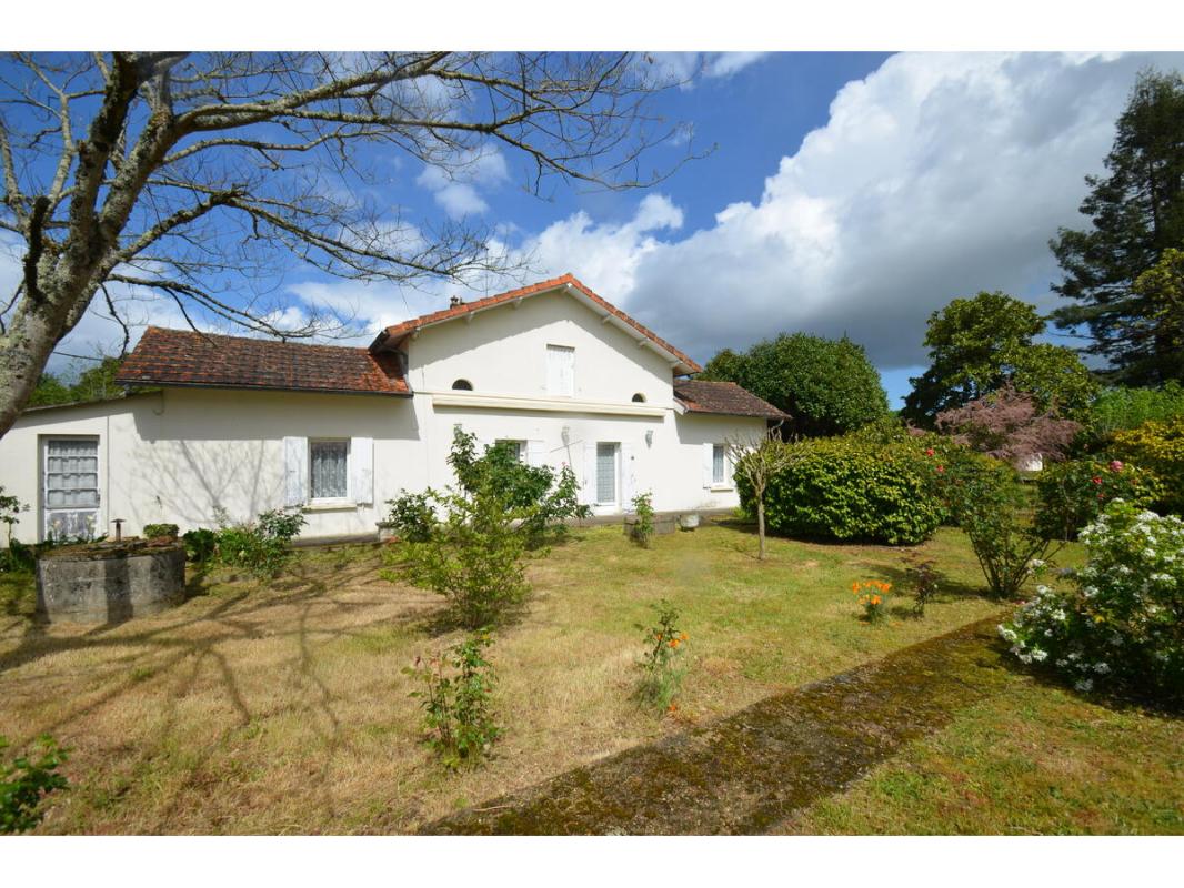 Maison à vendre, 5 pièces, 83 m², Montpon Menesterol