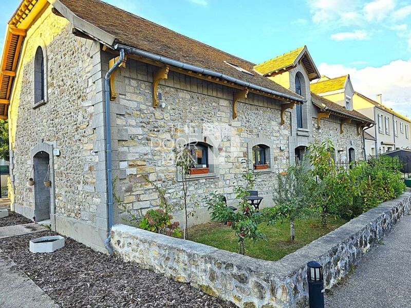 Maison 131m² — Fontenay-lès-Briis
