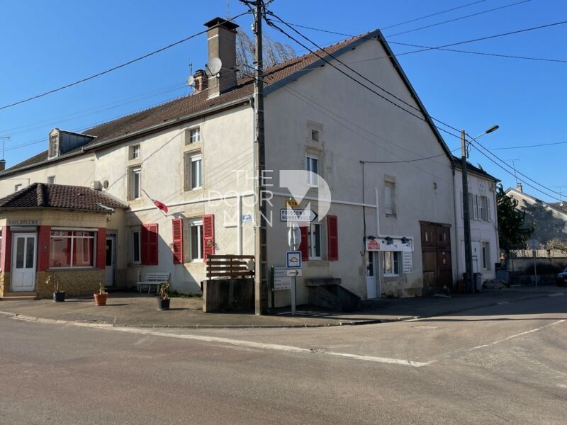 Maison 253m² — Saint-Blin