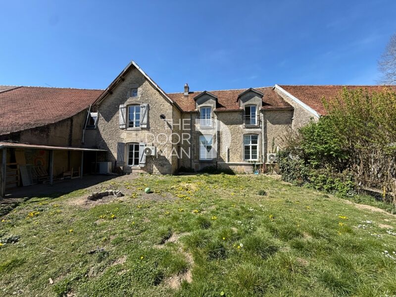 Maison 201m² — Saints-Geosmes