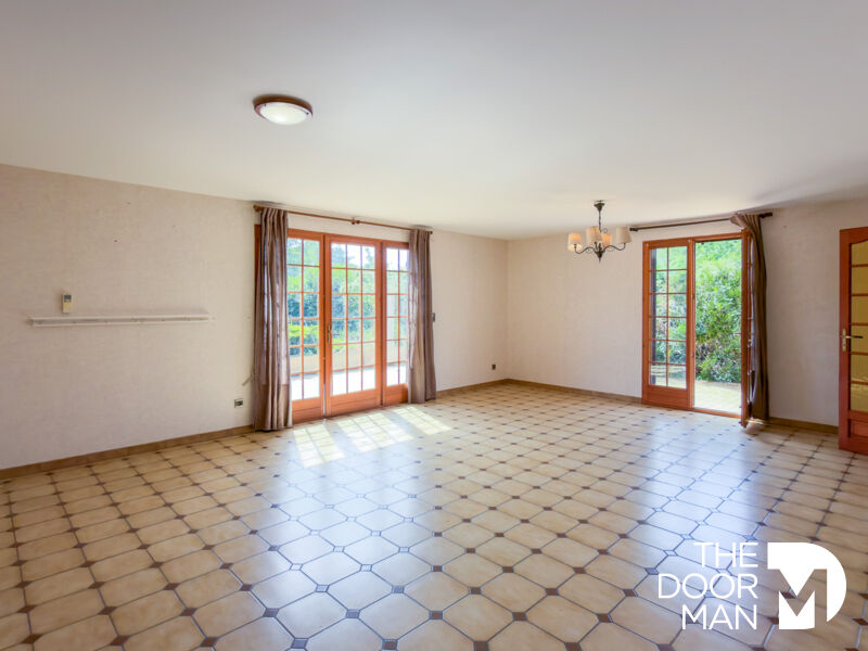 Maison 214m² — Trouy