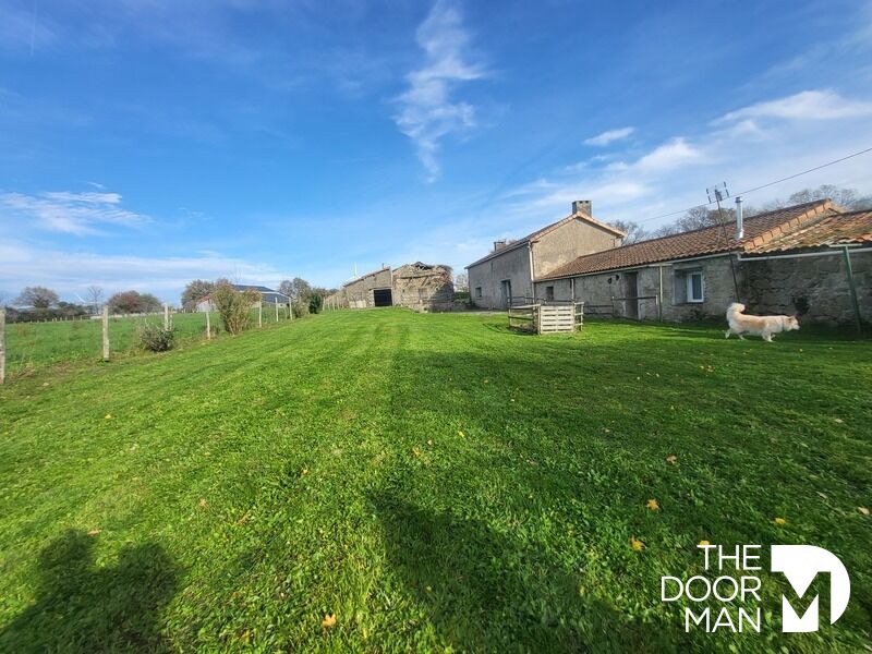 Maison 193m² — Neuvy-Bouin