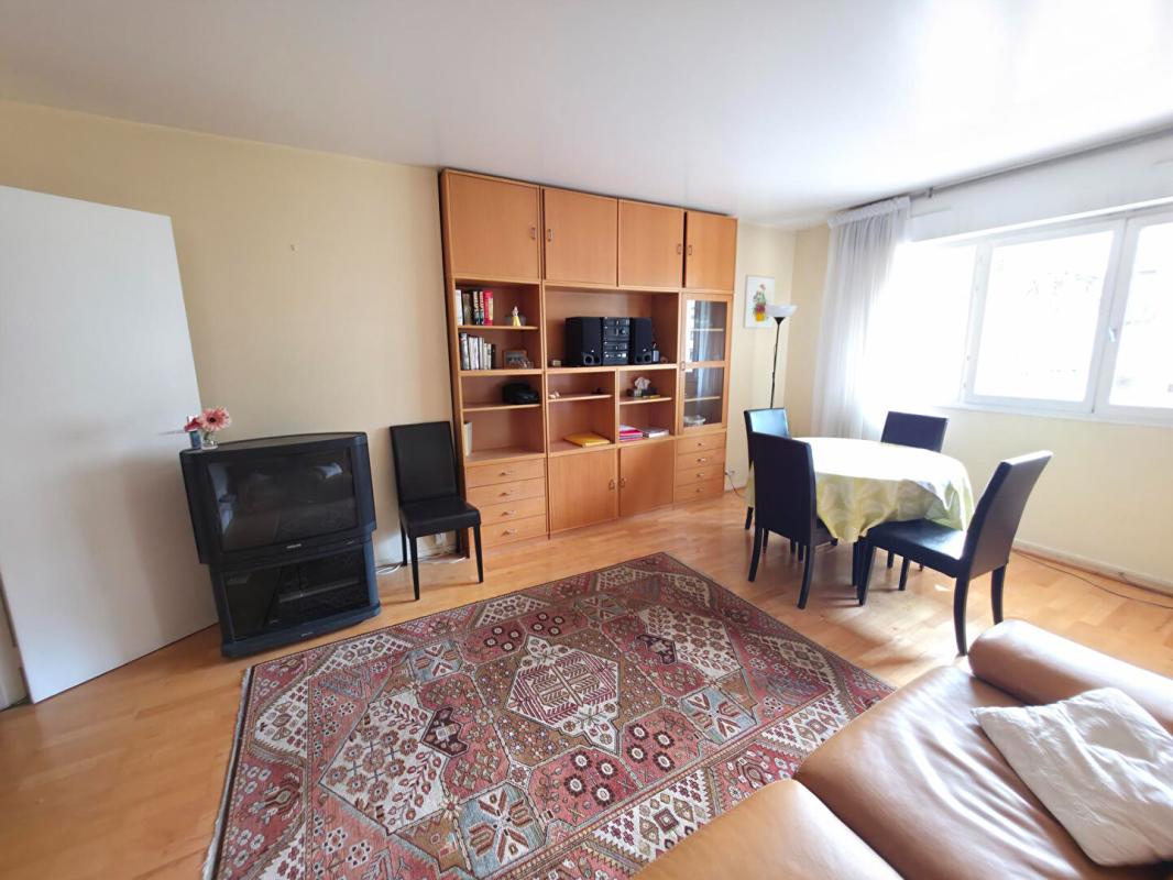 RIVES DE SEINE - T4 98M² - PARKING