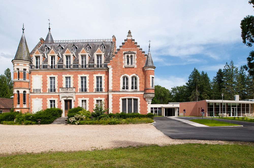 Investissement LMNP loué - Studio EHPAD - La Ferté-Saint-Aubin - 5,40 %