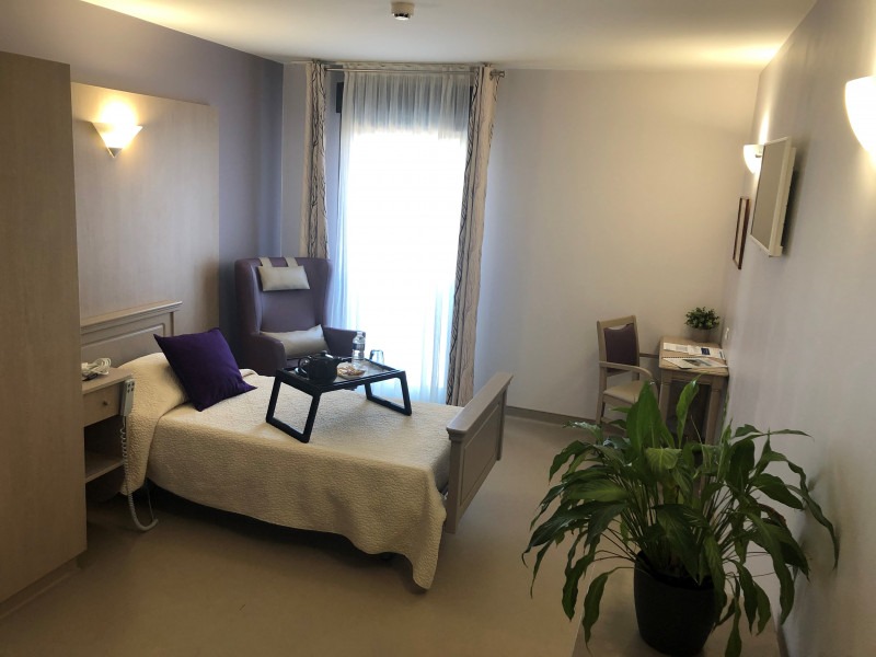 Investissement LMNP loué - Studio EHPAD - Eaubonne - 5,70 %