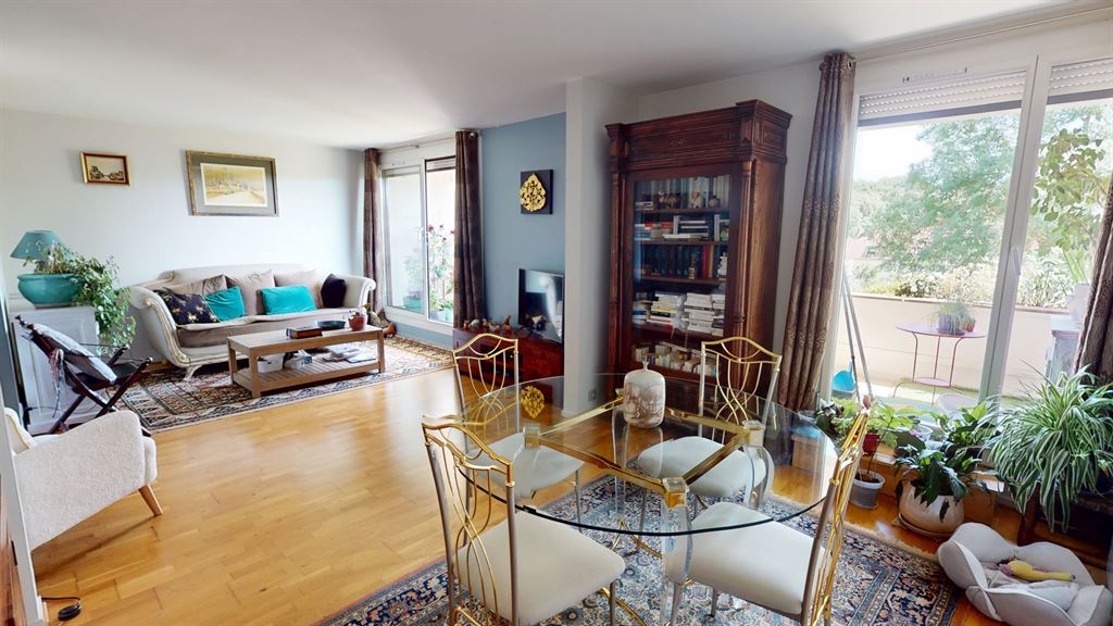 Appartement 76m² — Vélizy-Villacoublay