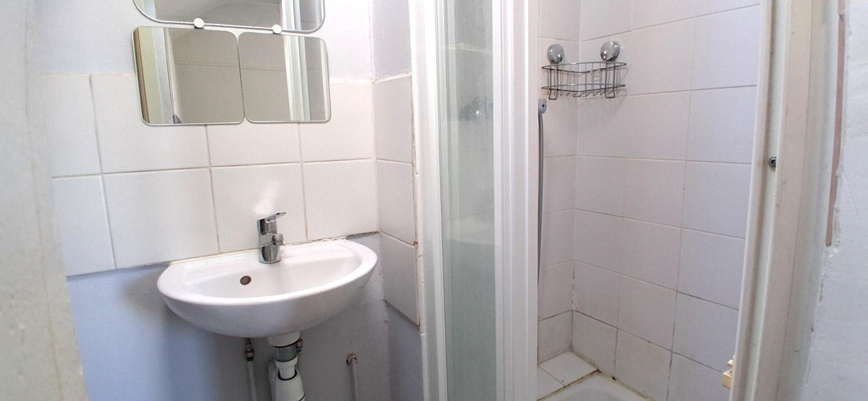 Studio vieux centre NANTERRE
