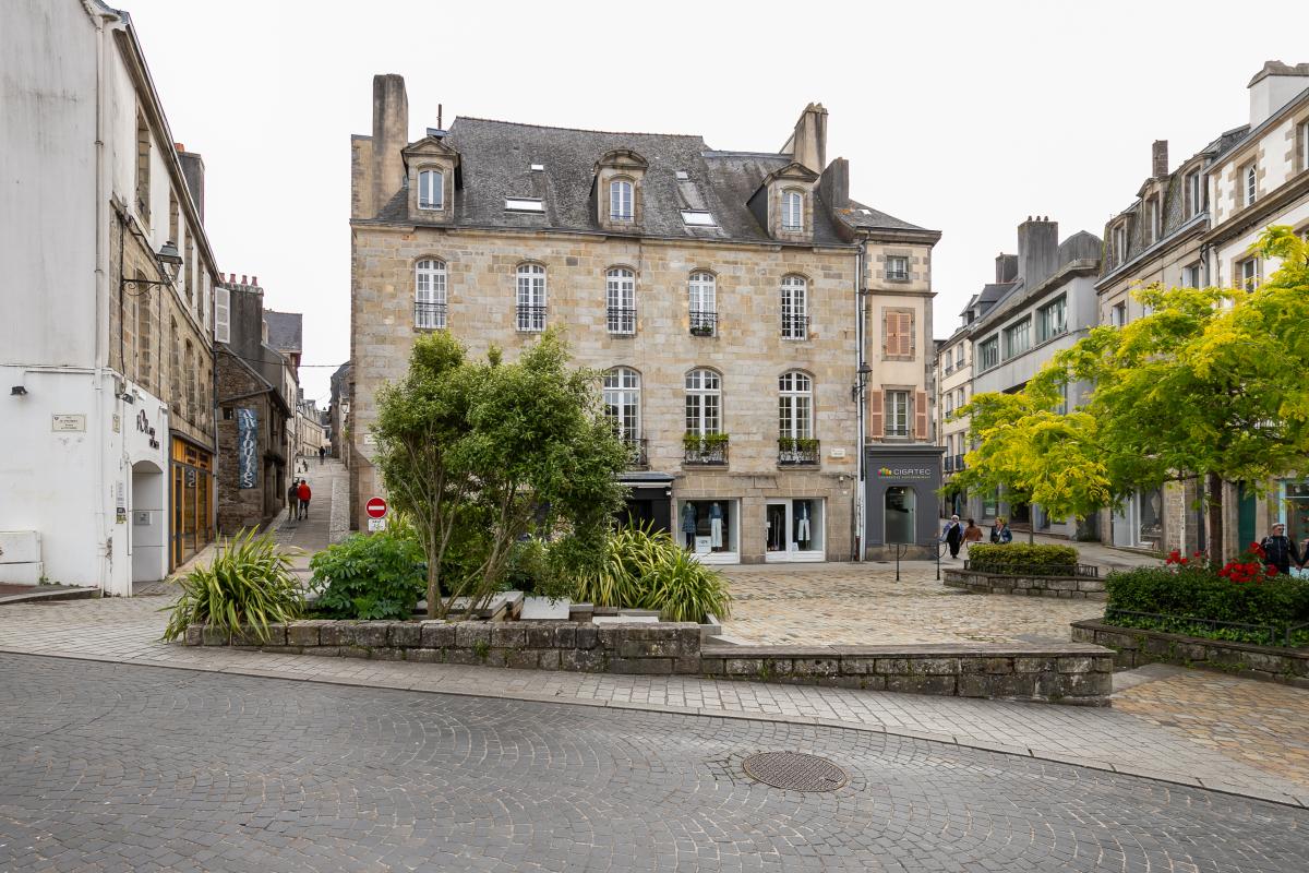 Bureaux en copropriété - 170 m² - Quimper (29)