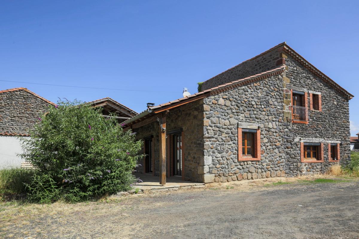 Maison - 98 m² - Saint Georges d'Aurac (43)