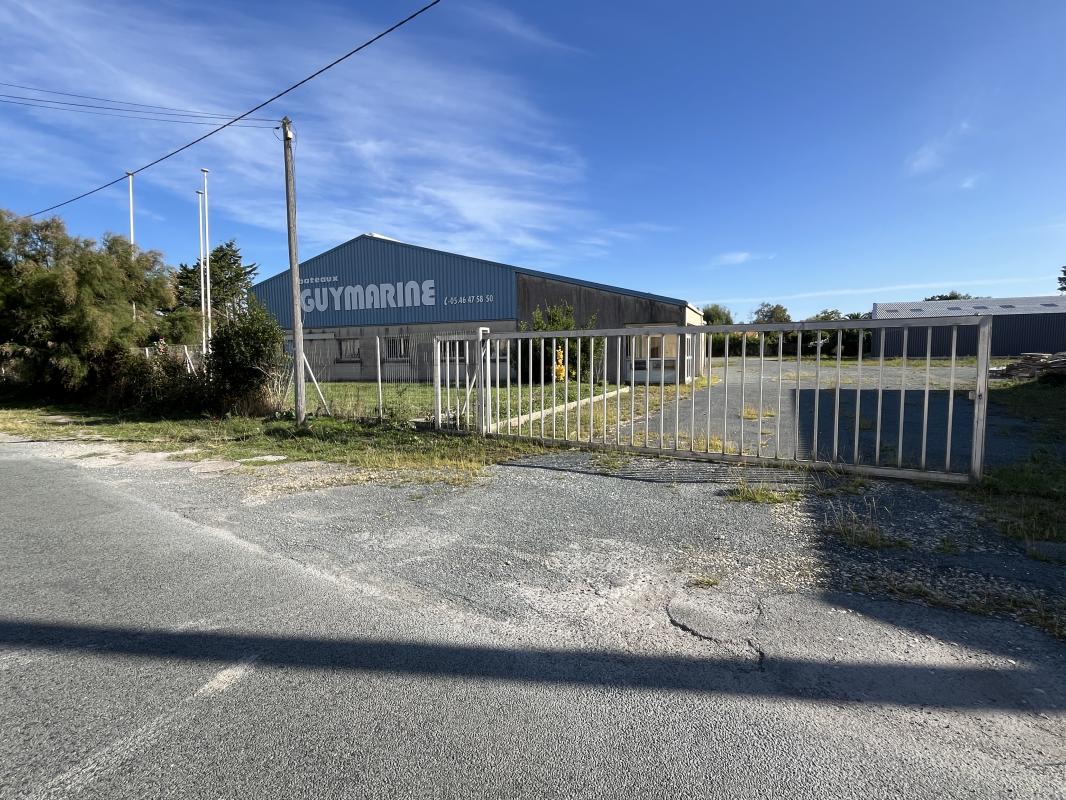 Bâtiment industriel - 1 260 m² - Le Château-d'Oléron (17)