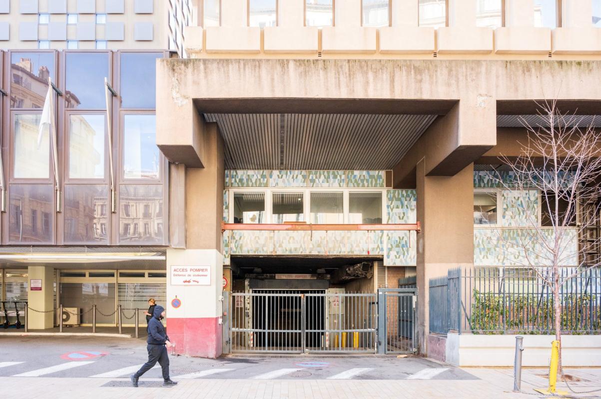 Bureaux et parkings - 19 m² - Marseille (13)