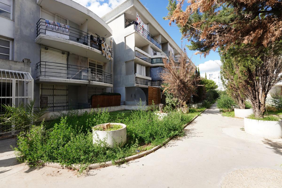 Studio loué et parking - 18 m² - Marseille (13)