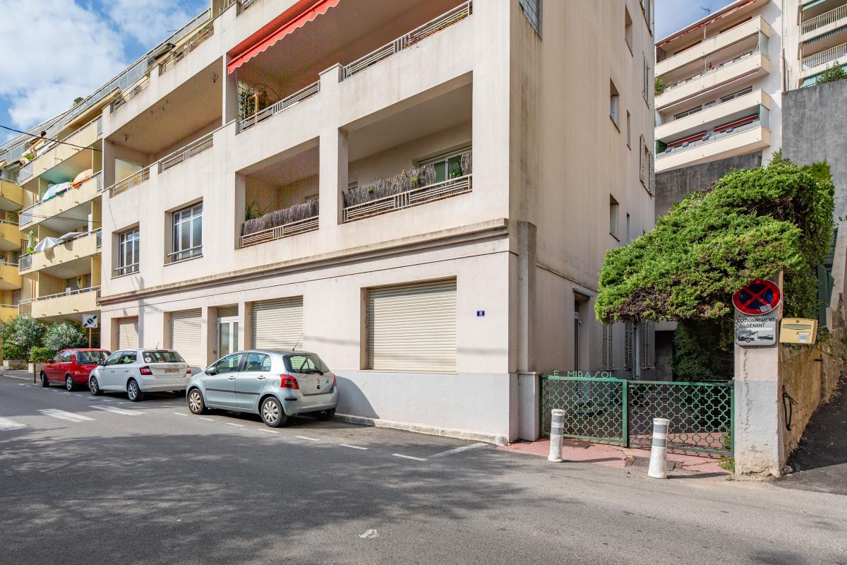 Bureaux - 254 m² - Grasse (06)