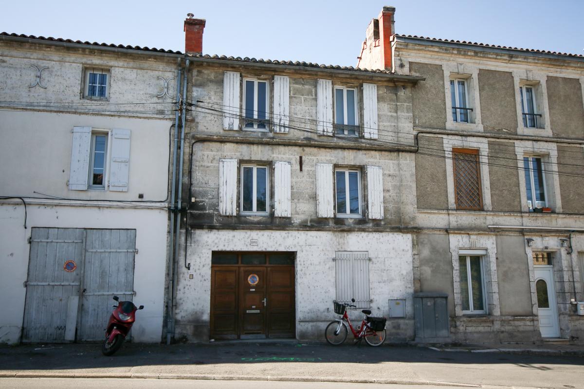 Complexe immobilier - 780 m² - Gond-Pontouvre (16)