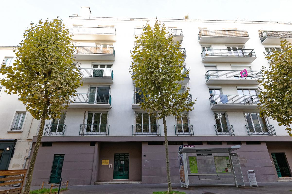 Locaux à usage de bureaux - 462 m² - Nantes (44)