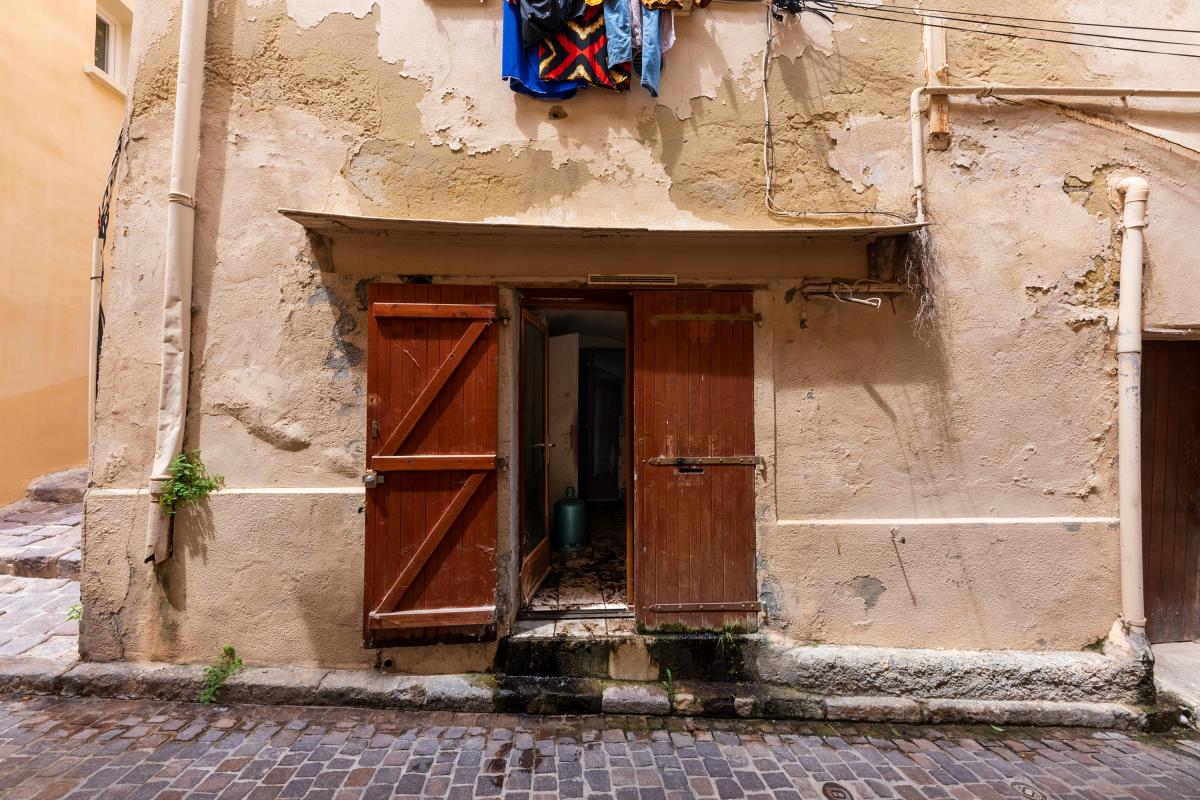 Cave - 23 m² - Hyères (83)