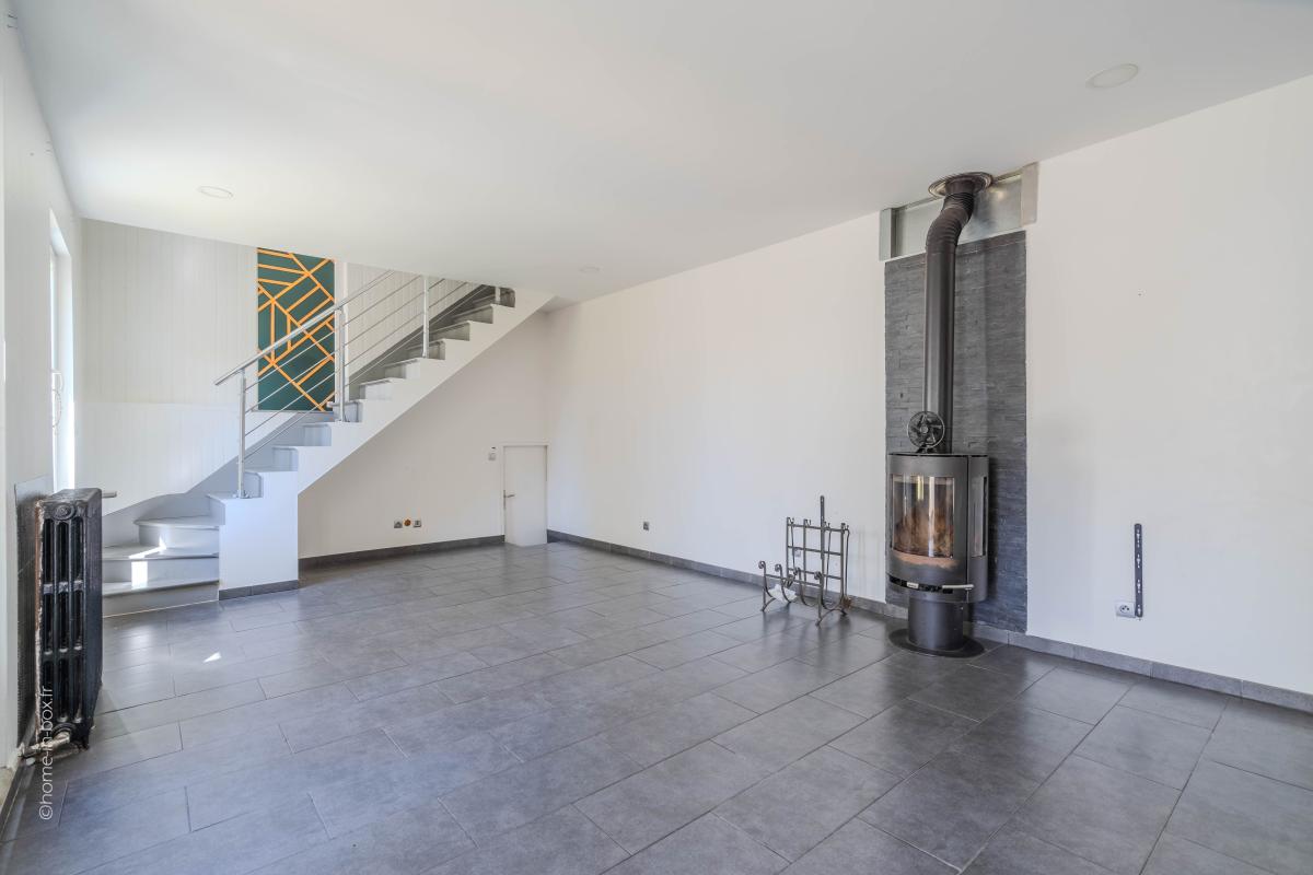 Maison individuelle de charme – 96 m² habitables – 3 chambres – Proche gare de Lagny-Thorigny !