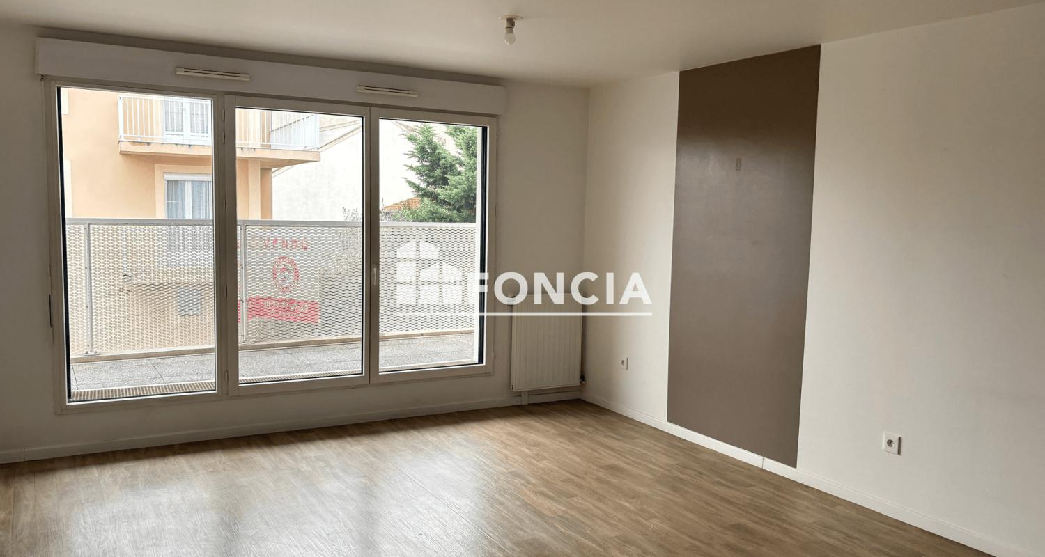 Appartement T3 (Vendu Loué) Metro Ligne 11 Montreuil Hôpital