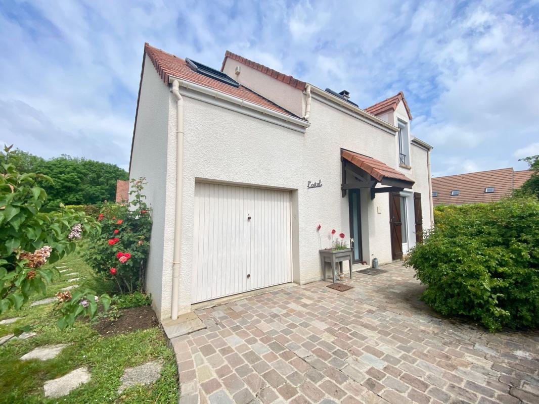 Maison À Vendre 4 chambres + garage