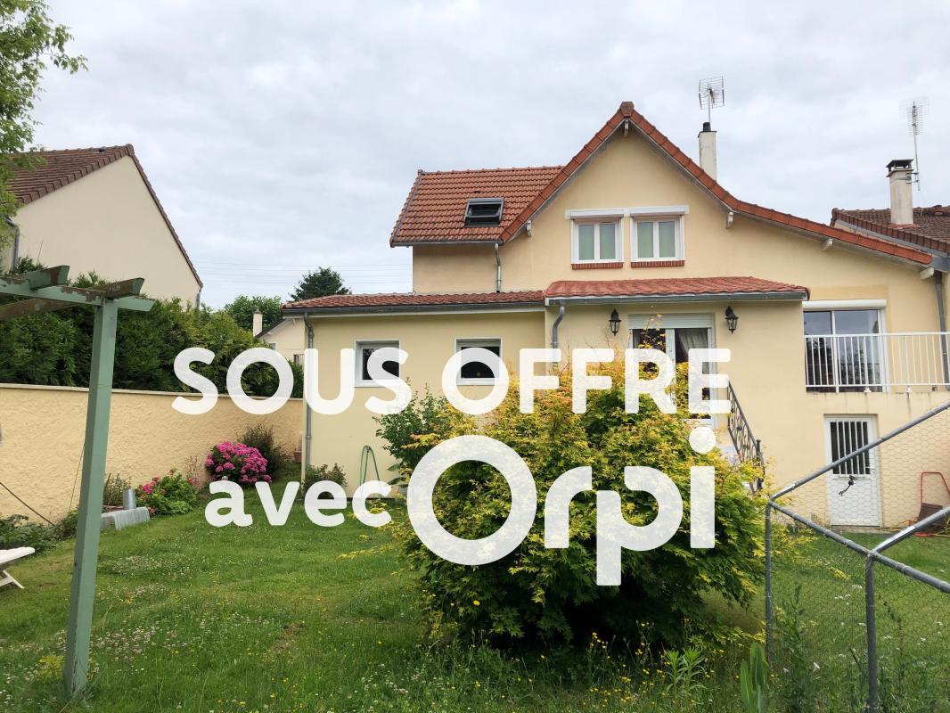 Maison de 6 pièces avec sous-sol dans un secteur recherché