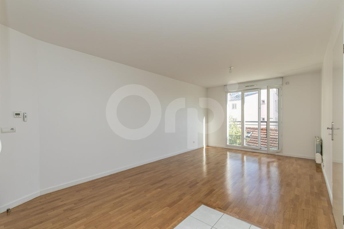 Nogent-sur-Marne – 2 pièces de 46,45 m² – RER A, Bois de Vincennes et parking