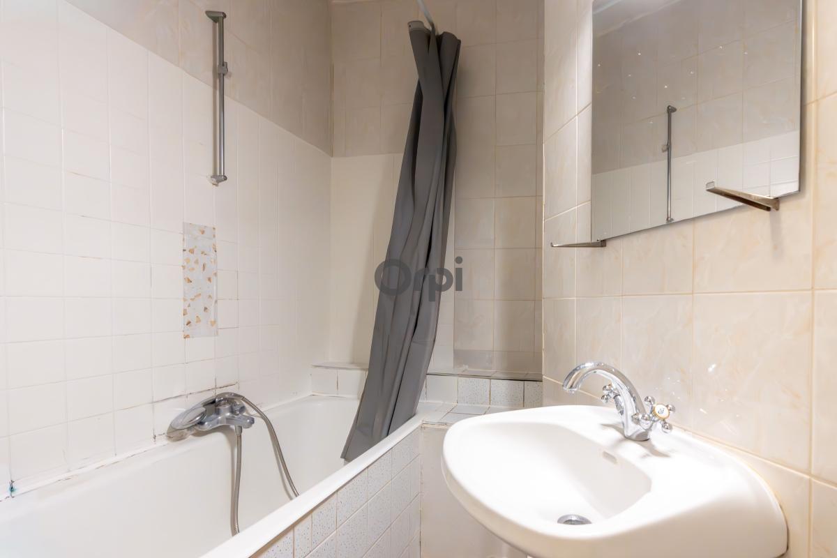 Appartement Saint Maurice 1 pièce(s) 28 m2