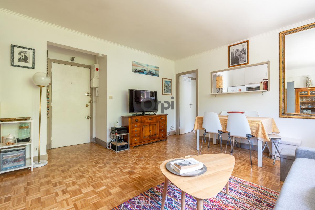 Appartement 2 pièces avec parking à Polangis