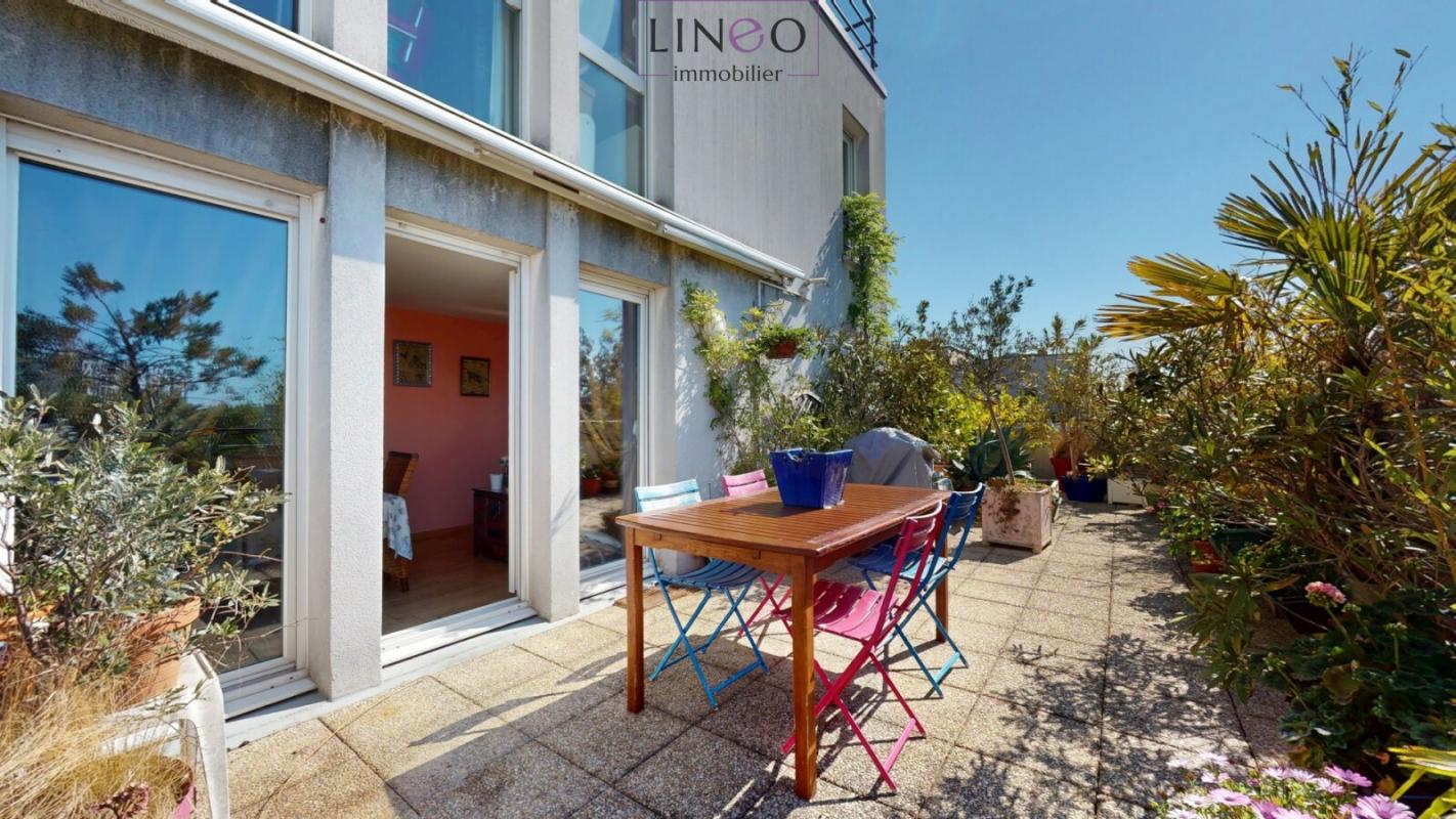 CHOISY LE ROI - GONDOLES NORD - DERNIER ETAGE - DUPLEX 5 PIECES 80M² - TERRASSE DE 65M² - PARKING