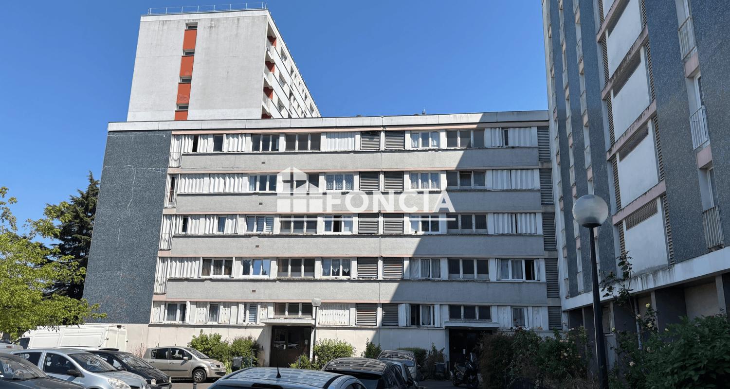 SAINT GRATIEN 3 MINUTES DE LA GARE RER C