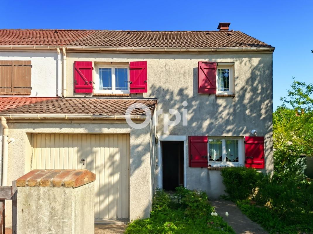 Maison en pignon, 3 chambres, garage, jardin