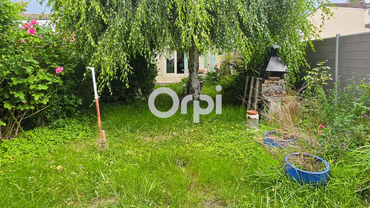 Maison À Vendre 4 pièces sur un terrain de 155 m²