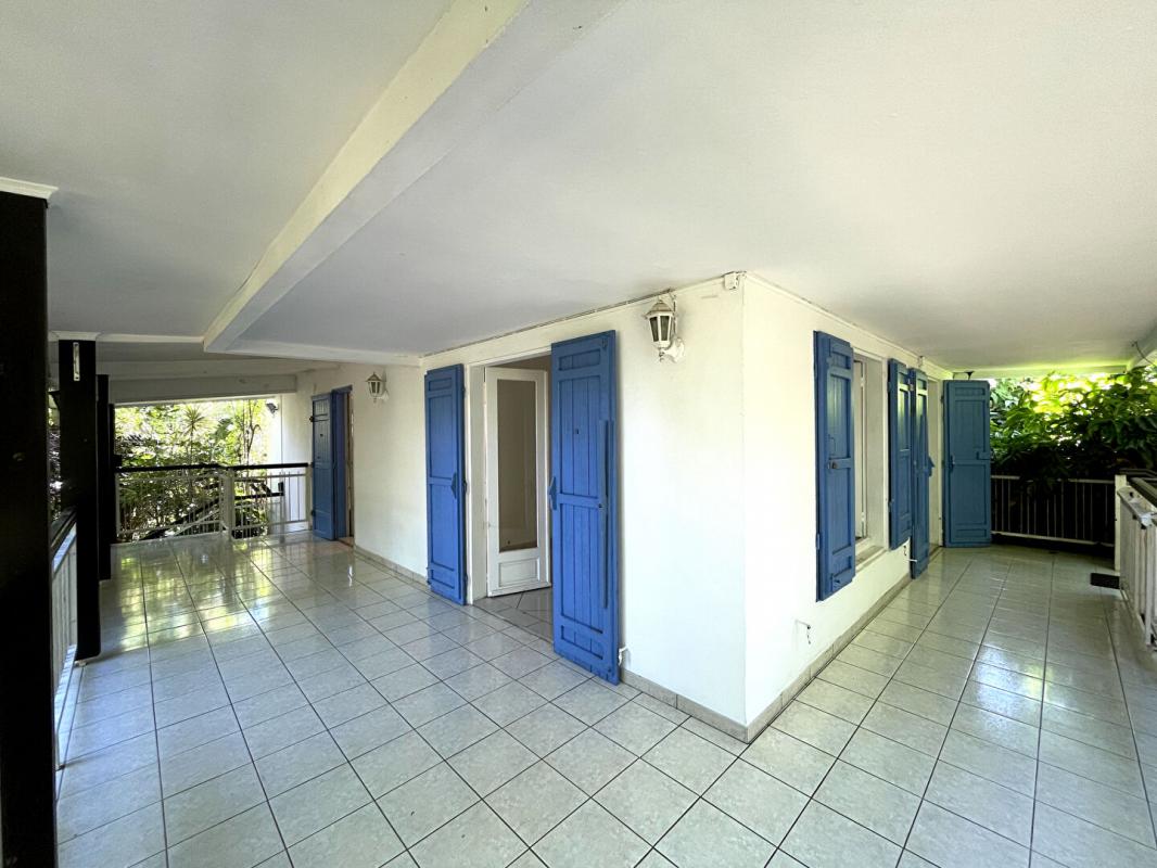 Maison Blanche moderne