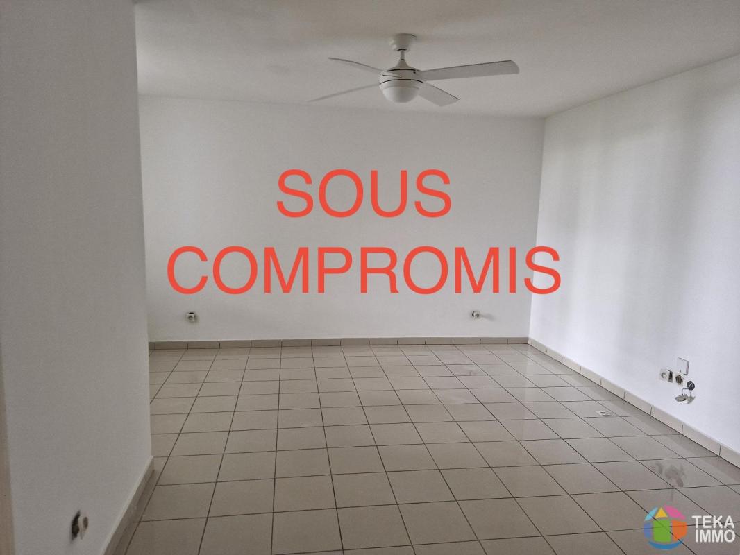 A VENDRE Appartement type T2   proche Futura Ste Clotilde