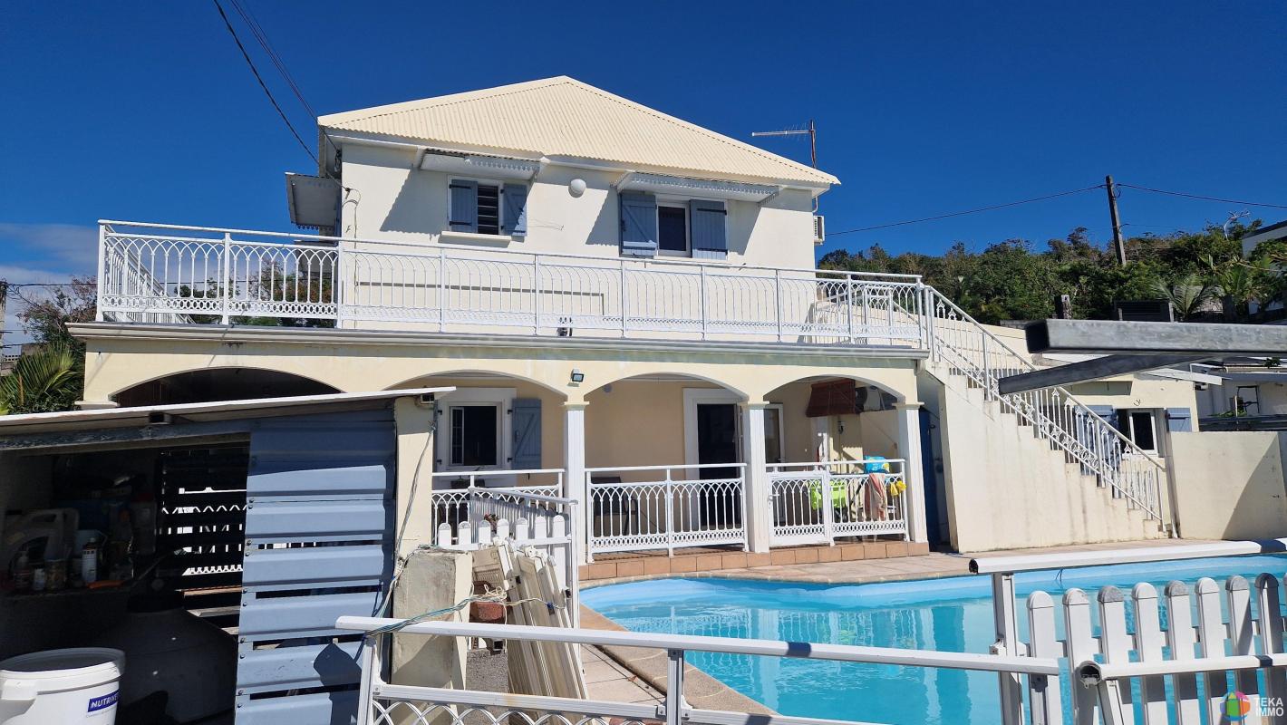 MAISON A VENDRE AVEC PISCINE ST-BENOIT ILE DE LA REUNION