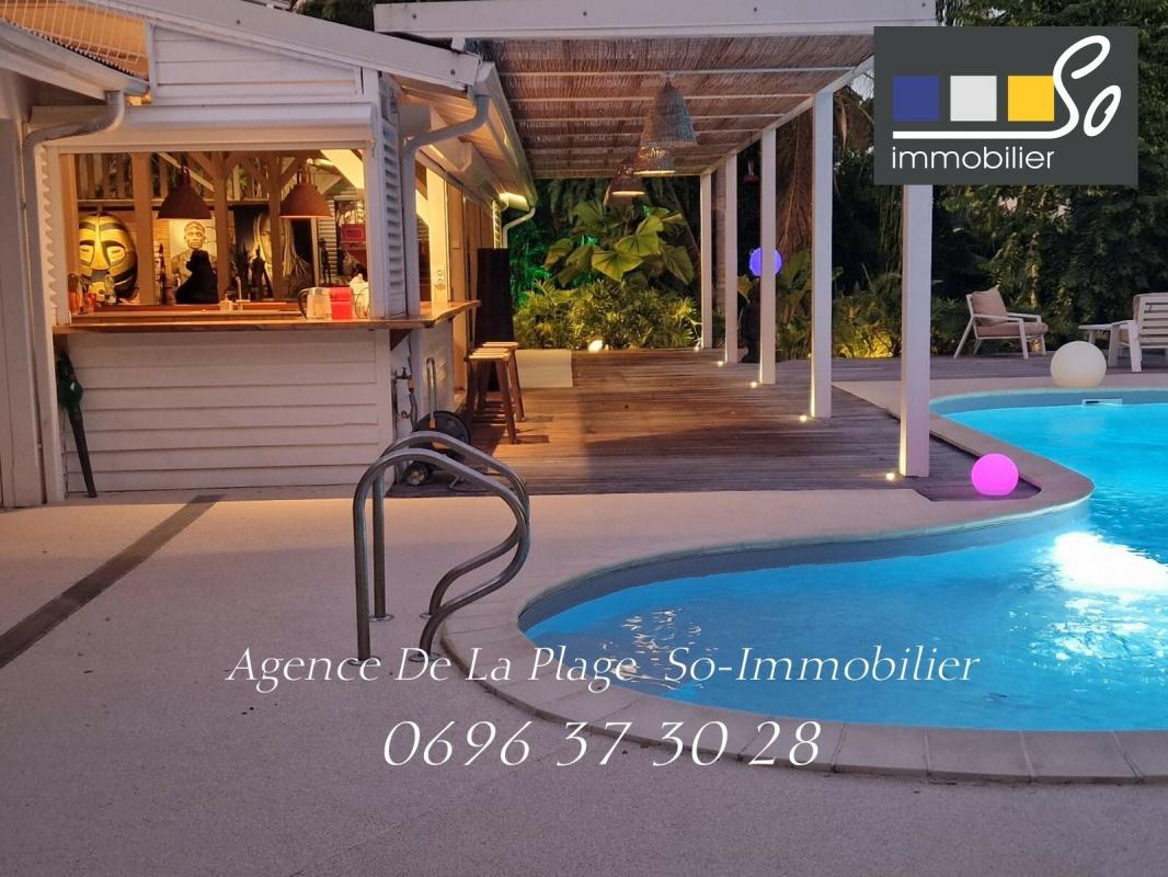 VILLA D'EXCEPTION AU DIAMANT 4 CH PISCINE TERRAIN 2207 M² MARTINIQUE