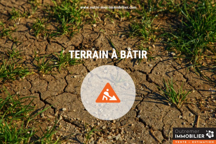 Terrain 955 m² zone Uc – Accès facile