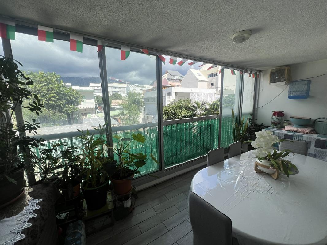 A vendre F3 Centre Ville Saint-Denis